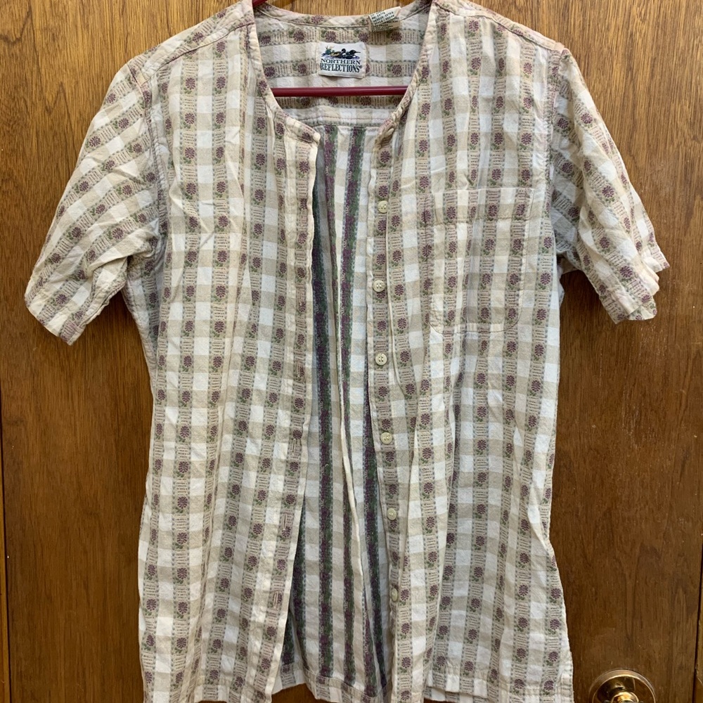 Beige with Green/Purple Accents Short Sleeve Top